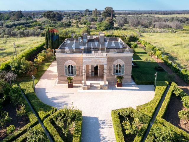 Case e ville in vendita di 290 m²