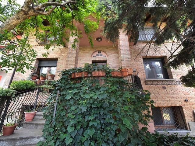 Case e ville in vendita di 290 m² in Via Armando Diaz, 32