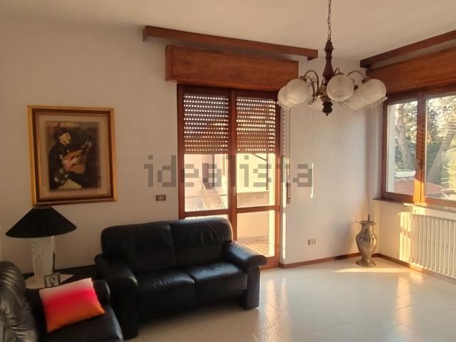 Case e ville in vendita di 290 m² in Via Tresolzio