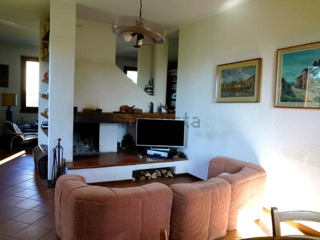 Case e ville in vendita di 290 m² in Viale Kennedy