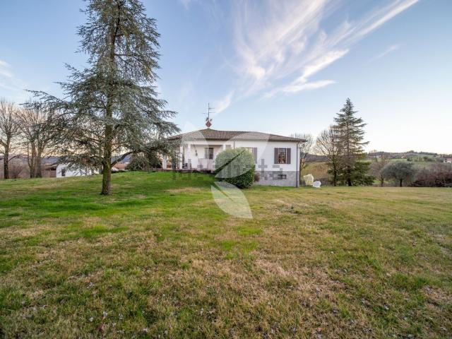 Case e ville in vendita di 290 m² in Strada dei Pollini