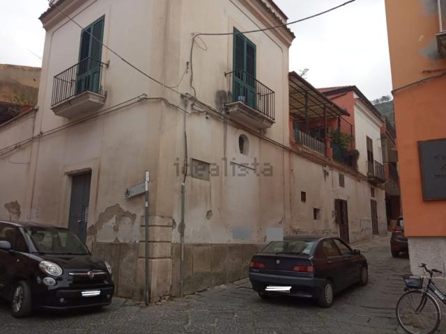 Case e ville in vendita di 292 m²