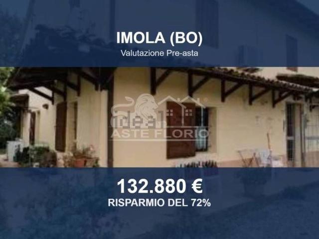 Case e ville in vendita di 292 m² in Via Merlo, 1