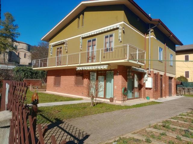 Case e ville in vendita di 293 m² in Contrada Grande, 18