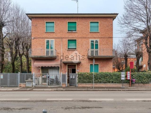 Case e ville in vendita di 294 m² in Via dell&apos Arcoveggio, 56