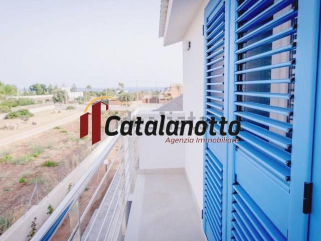 Case e ville in vendita di 294 m² in Via Pitagora