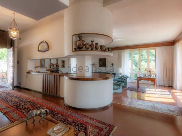 Case e ville in vendita di 294 m² in Strada Cesare Ferrero di Cambiano, 29