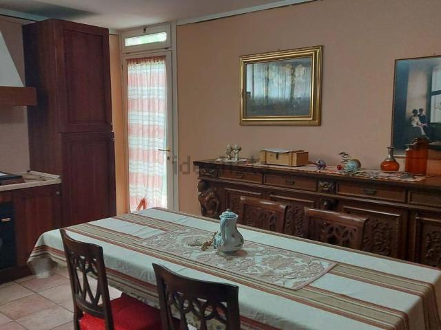 Case e ville in vendita di 295 m²