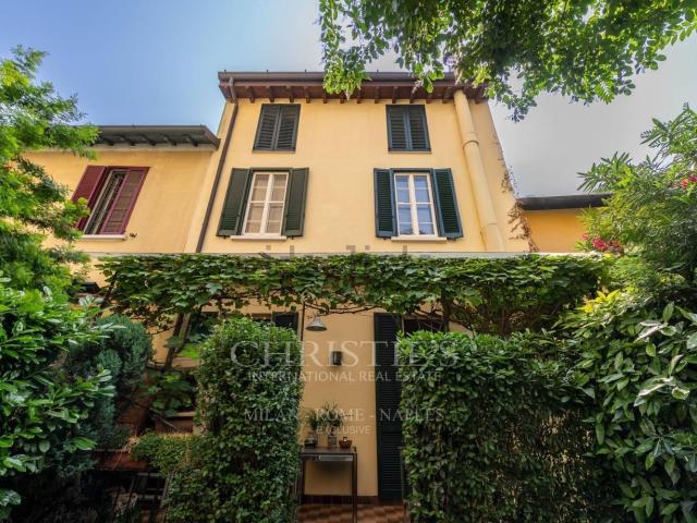Case e ville in vendita di 297 m² in Via Privata Antonio Picozzi