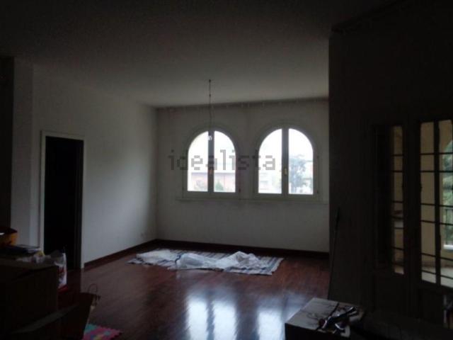Case e ville in vendita di 297 m² in Via Zozi