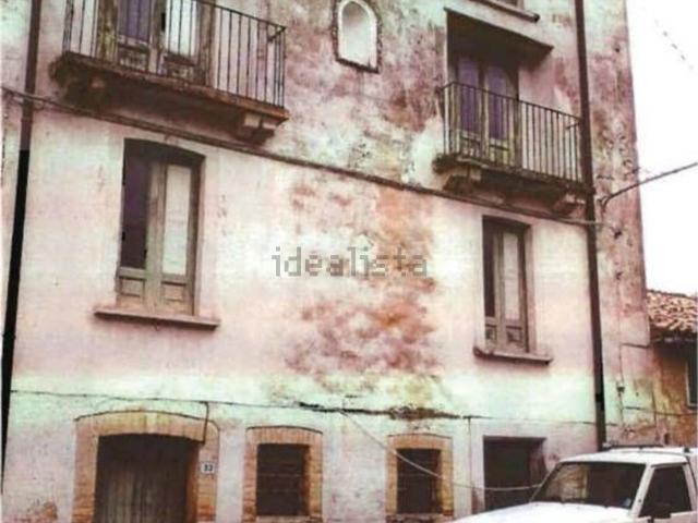 Case e ville in vendita di 299 m² in Via Santa Lucia, 30