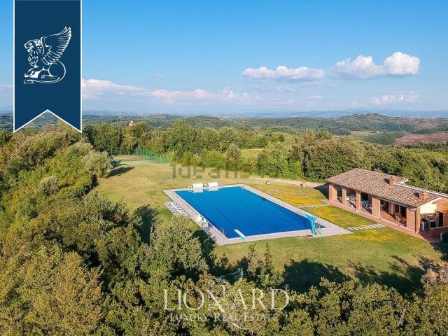 Case e ville in vendita di 3000 m²