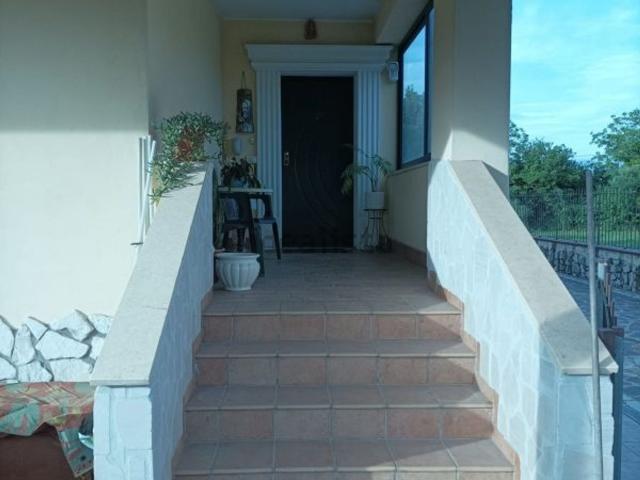 Case e ville in vendita di 300 m²