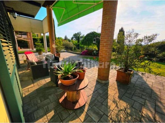 Case e ville in vendita di 300 m²