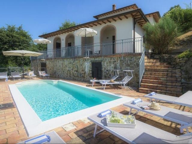 Case e ville in vendita di 300 m²