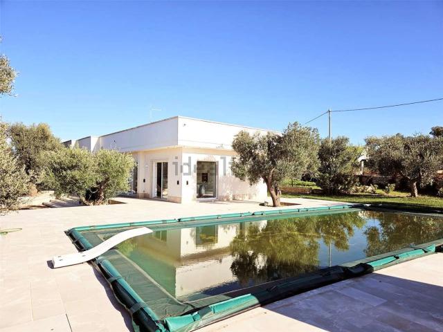 Case e ville in vendita di 300 m²