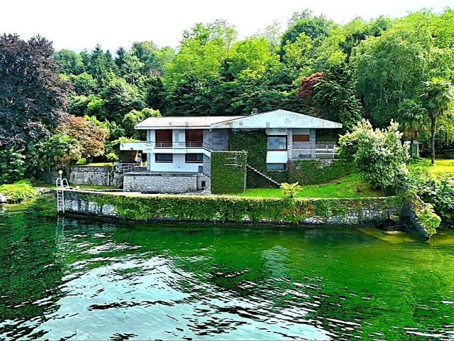 Case e ville in vendita di 300 m²