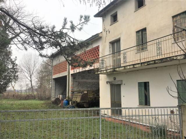 Case e ville in vendita di 300 m²