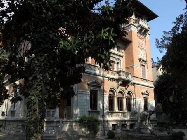 Case e ville in vendita di 300 m²