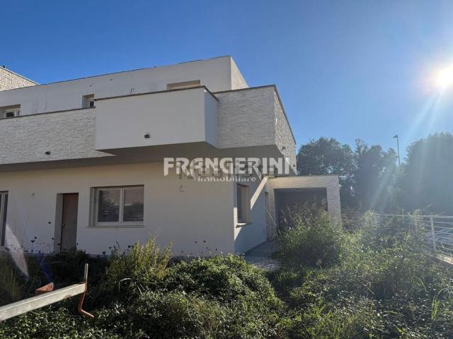Case e ville in vendita di 300 m²