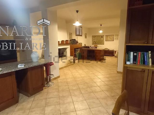 Case e ville in vendita di 300 m²