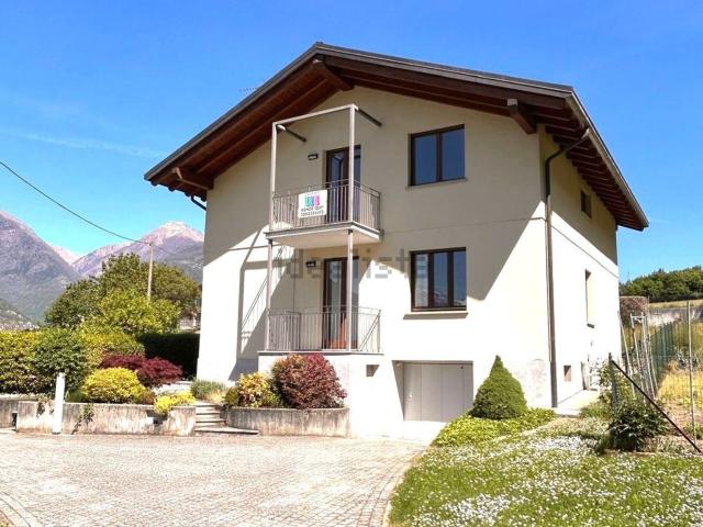 Case e ville in vendita di 300 m²
