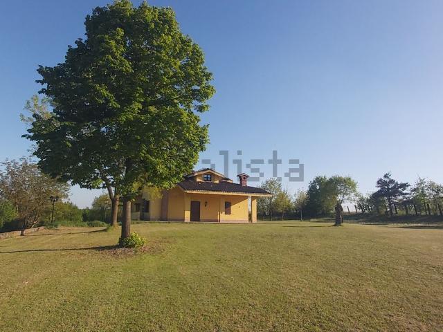 Case e ville in vendita di 300 m²