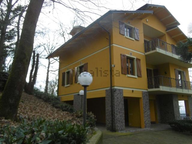 Case e ville in vendita di 300 m²
