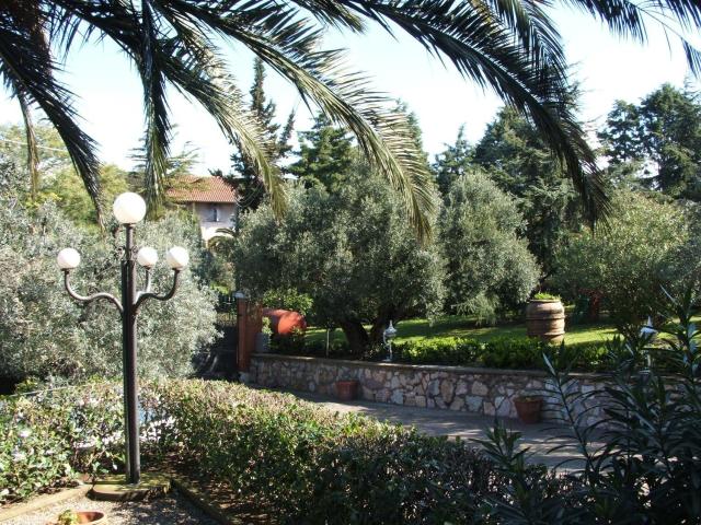 Case e ville in vendita di 300 m²