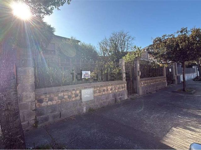 Case e ville in vendita di 300 m²