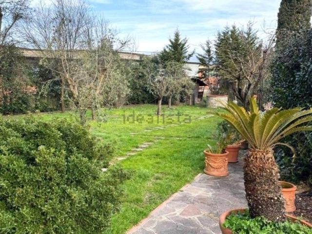 Case e ville in vendita di 300 m²