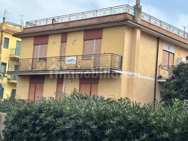 Case e ville in vendita di 300 m²