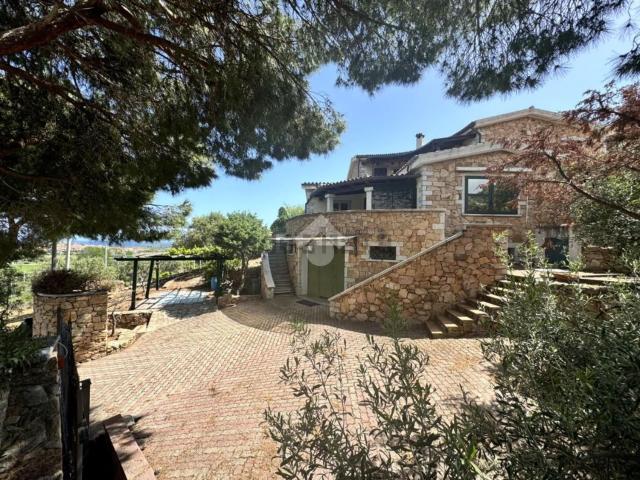 Case e ville in vendita di 300 m²