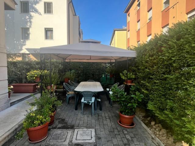 Case e ville in vendita di 300 m² in Via Girolamo Corridore