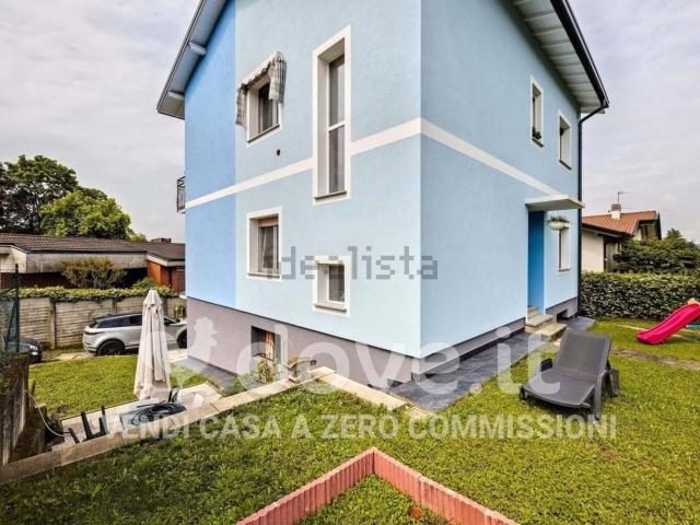 Case e ville in vendita di 300 m² in Via della Tallera, 20