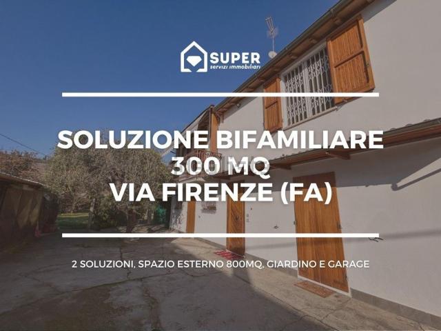 Case e ville in vendita di 300 m² in Via Firenze, 420