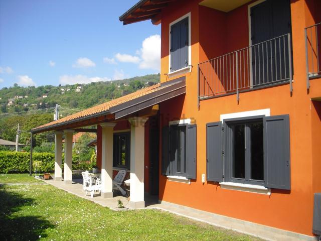 Case e ville in vendita di 300 m² in Via Luigi Cadorna, 7