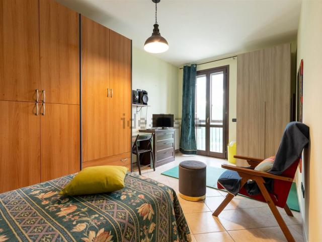 Case e ville in vendita di 300 m² in Via Maremmana, 3
