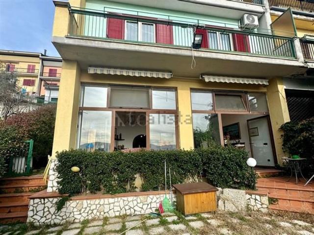 Case e ville in vendita di 300 m² in Via San Guglielmo da Vercelli