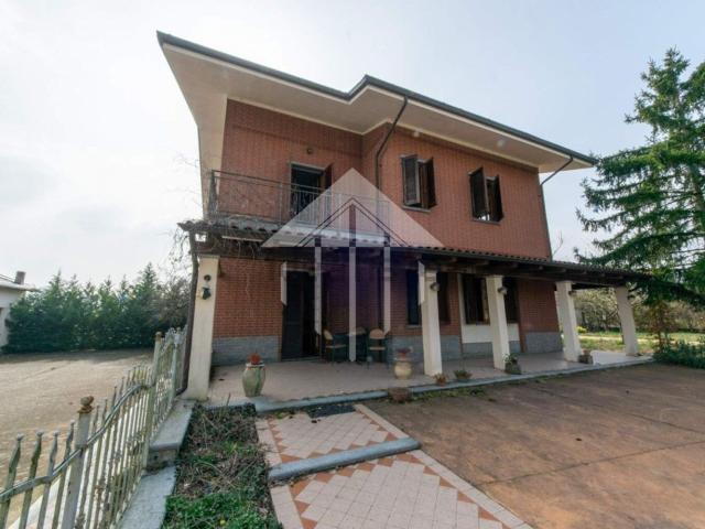 Case e ville in vendita di 300 m² in Via San Paolo, 72