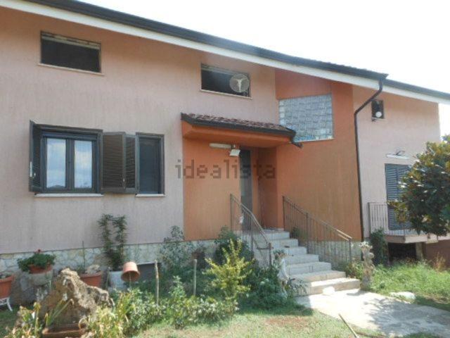 Case e ville in vendita di 300 m² in Via Selvapiana
