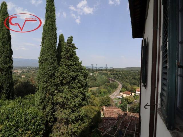 Case e ville in vendita di 300 m² in Via Roma