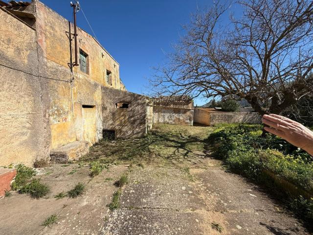 Case e ville in vendita di 300 m² in Contrada Fraginesi