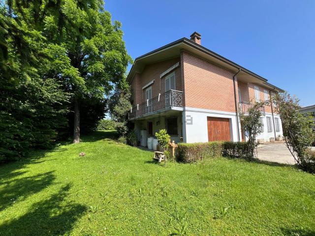 Case e ville in vendita di 300 m² in Corso Camillo Prampolini