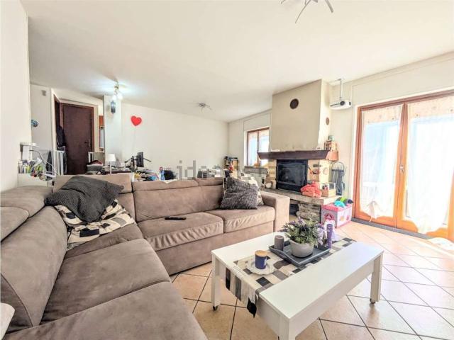 Case e ville in vendita di 300 m² in Frazione Cretaz