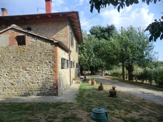 Case e ville in vendita di 300 m² in Località Tuori
