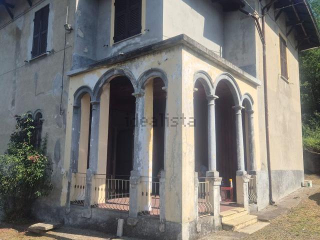 Case e ville in vendita di 300 m² in Località Feia