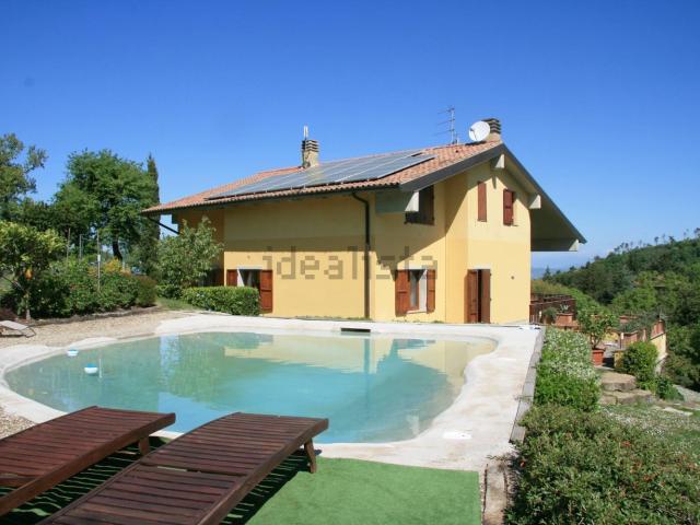 Case e ville in vendita di 300 m² in Località Stoppedarca, 3