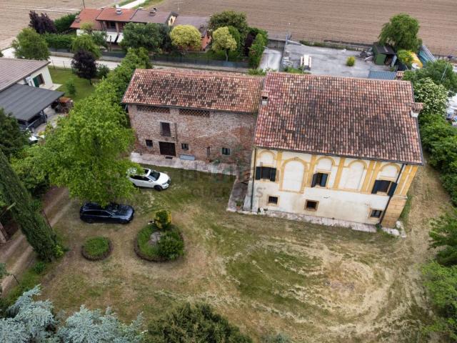 Case e ville in vendita di 300 m² in Piazza Roma