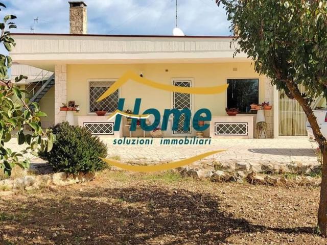 Case e ville in vendita di 300 m² in Strada Vicinale Marchesana